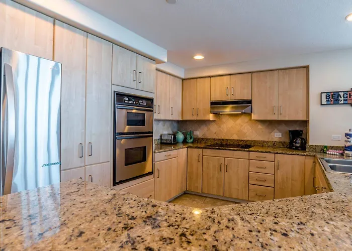 Apartment Island Towers #1801